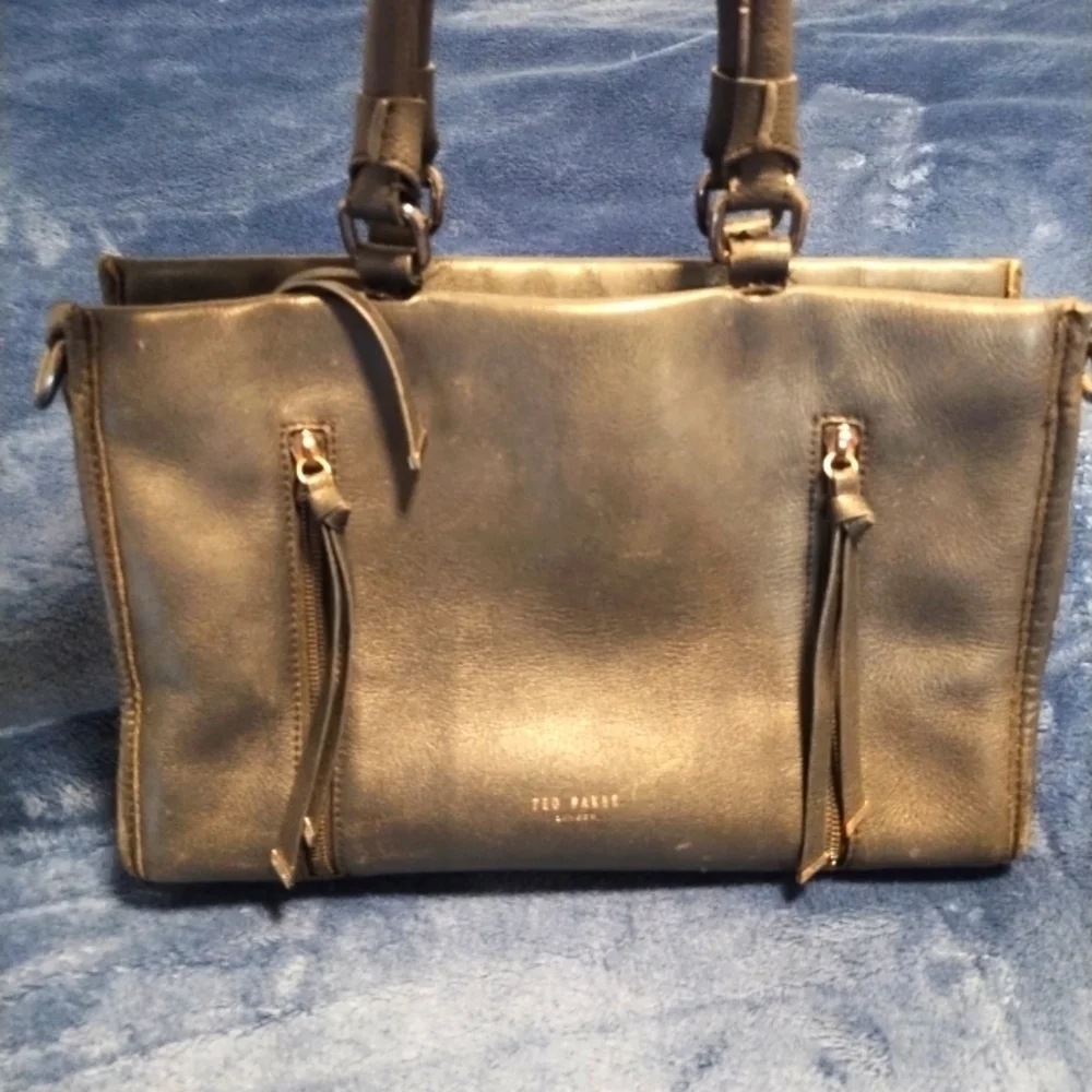 Ted Baker Hanaee Double Zipper  Black Leather Handbag